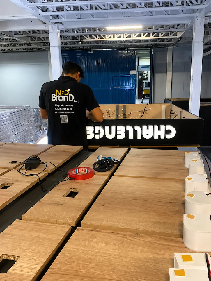 Diseño y Fabricación de Mobiliario - Proyecto 18